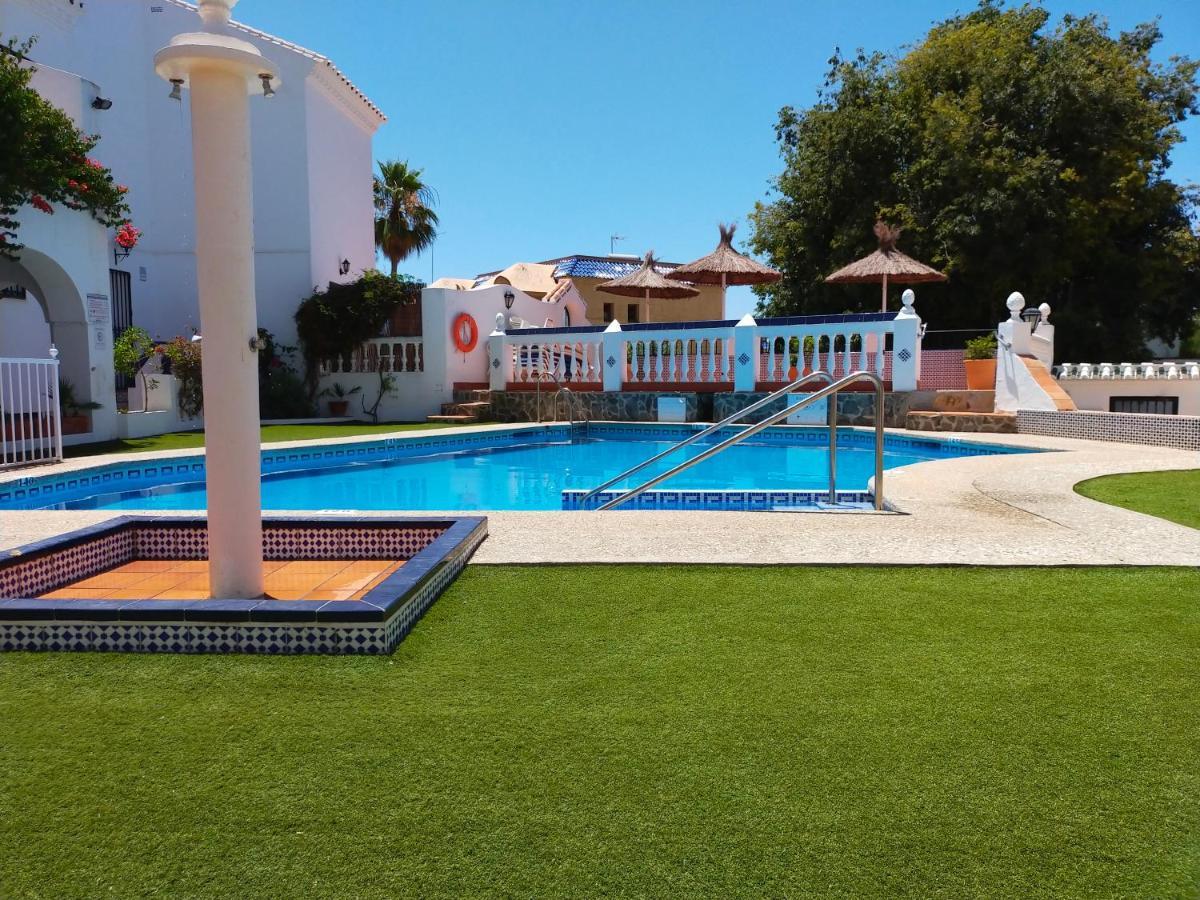 Lola Bajamar Nerja